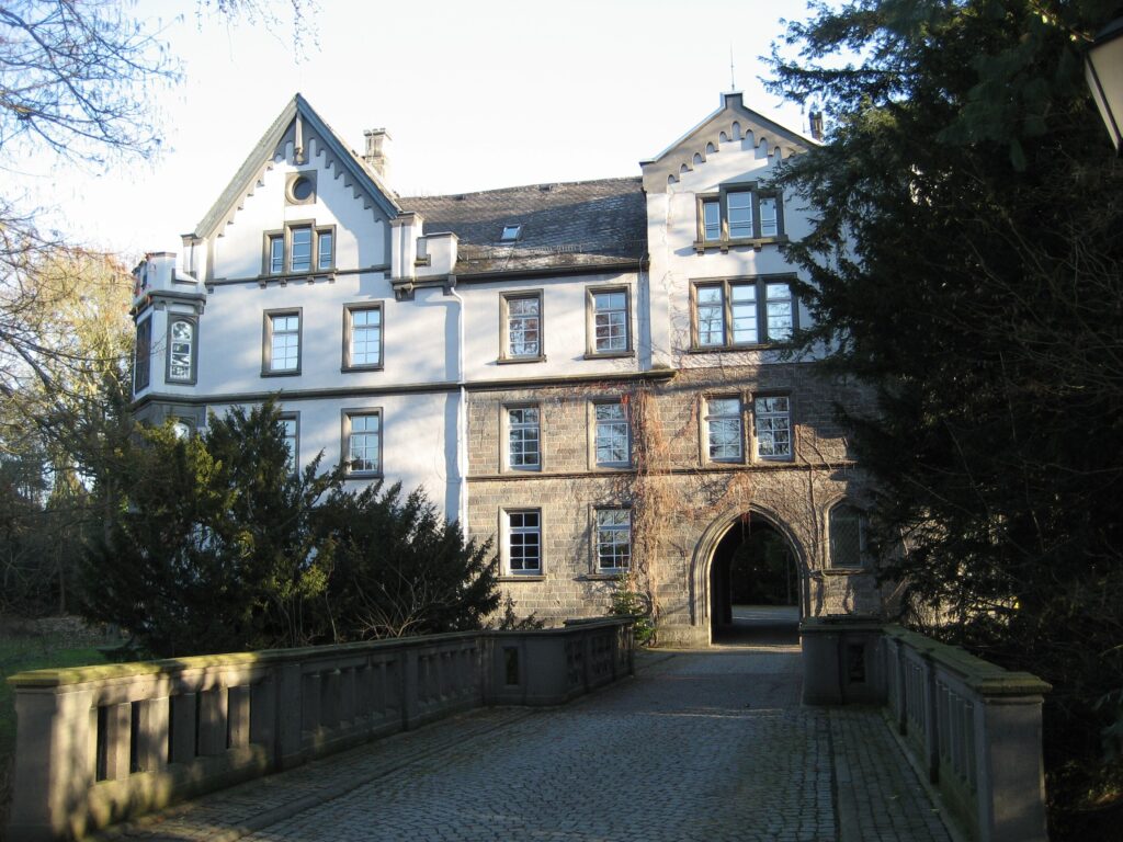 Nachhilfe zu Hause in Buseck